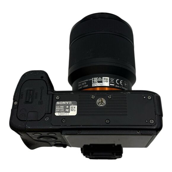 Sony Alpha A7R II Digital Camera with FE- 28-70mm (See Desc) 2 Batteries Charger - Picture 3 of 14